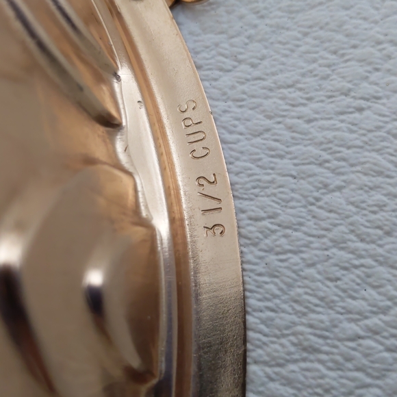 Copper Colored Aluminum Round Wreath Gelatin Mold 3 1/2 Cups - Picture 5 of 5